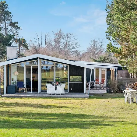 Holiday home Newly Renovated House In The First Row By Elsegarde Ebeltoft